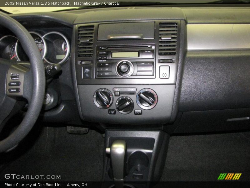 Magnetic Gray / Charcoal 2009 Nissan Versa 1.8 S Hatchback