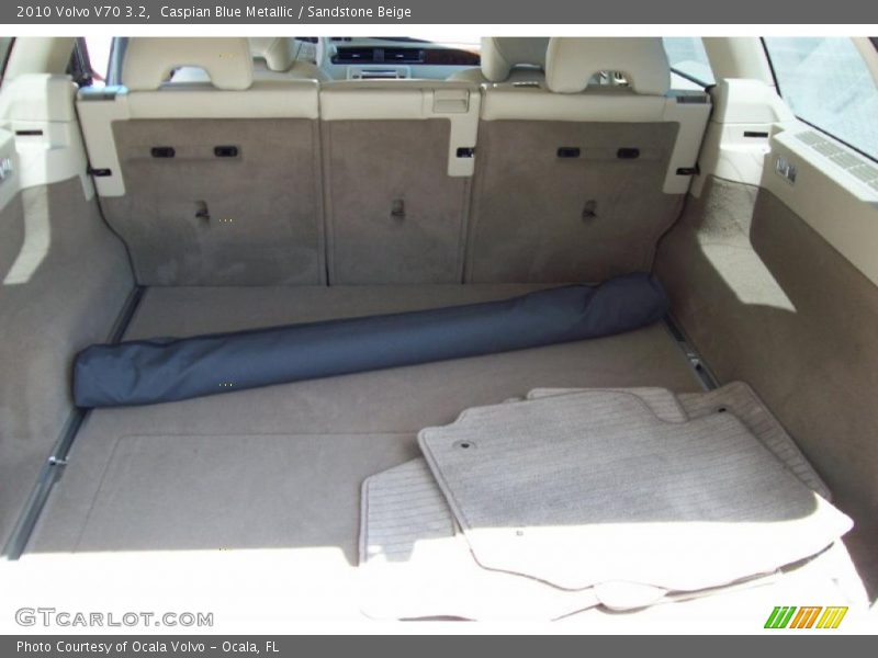 Caspian Blue Metallic / Sandstone Beige 2010 Volvo V70 3.2