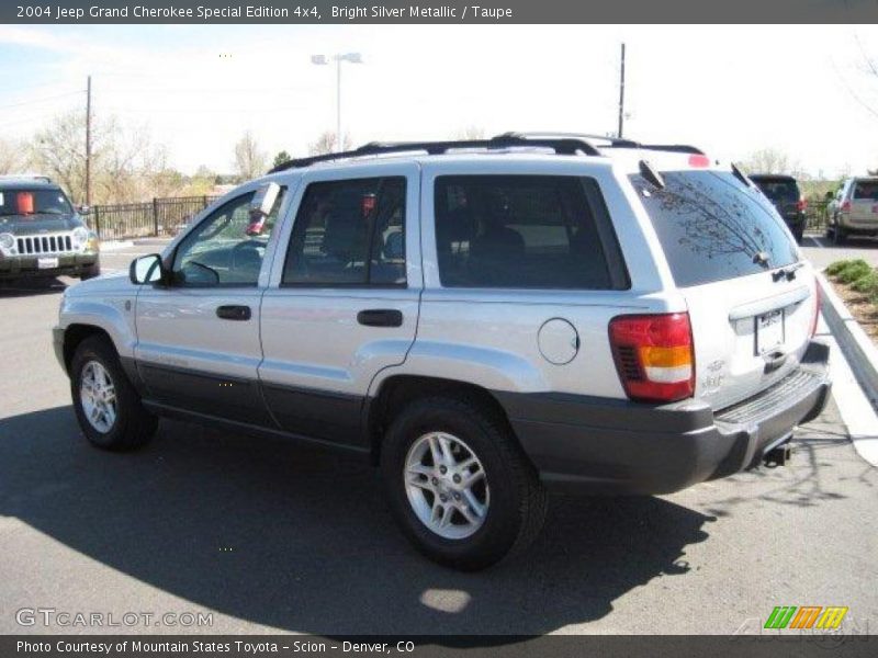 Bright Silver Metallic / Taupe 2004 Jeep Grand Cherokee Special Edition 4x4
