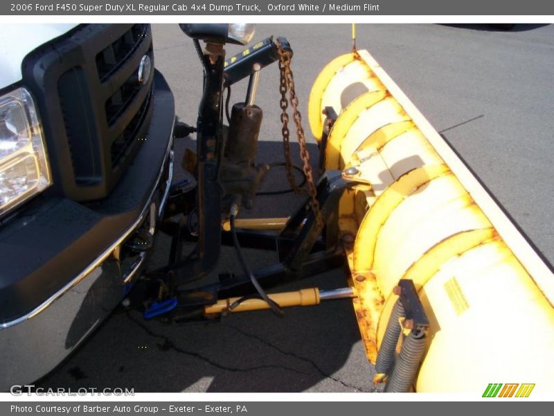 Oxford White / Medium Flint 2006 Ford F450 Super Duty XL Regular Cab 4x4 Dump Truck