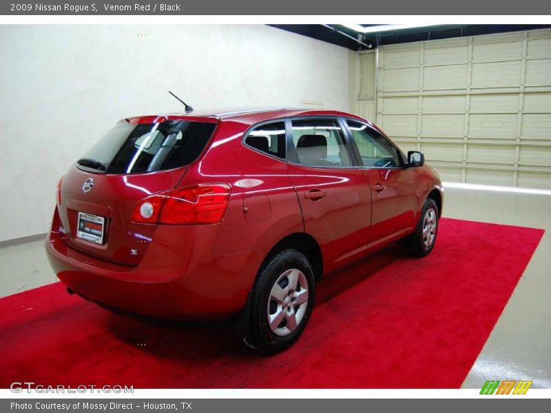 Venom Red / Black 2009 Nissan Rogue S