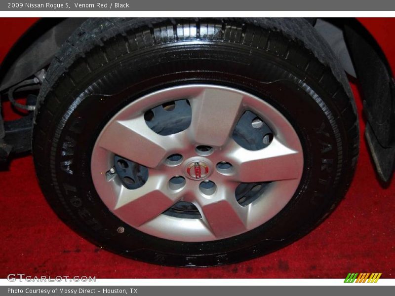 Venom Red / Black 2009 Nissan Rogue S