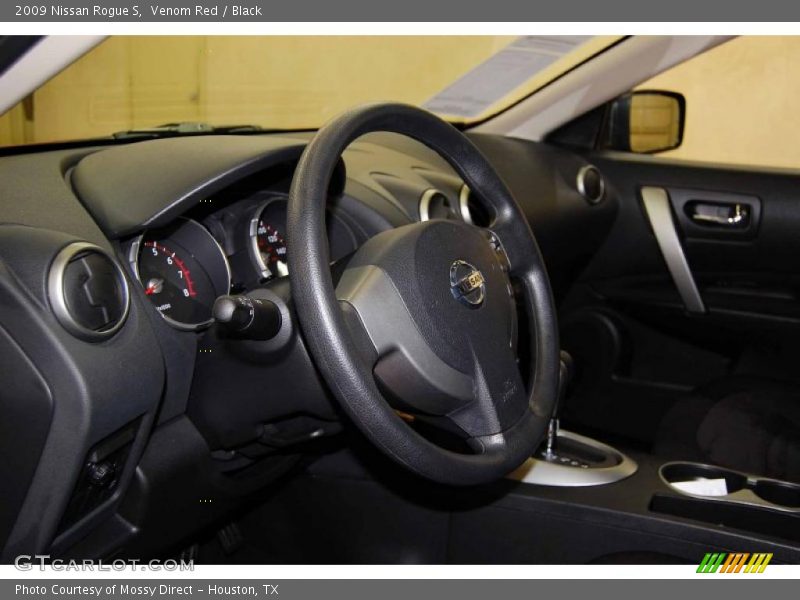 Venom Red / Black 2009 Nissan Rogue S