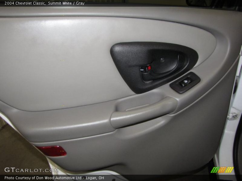 Summit White / Gray 2004 Chevrolet Classic