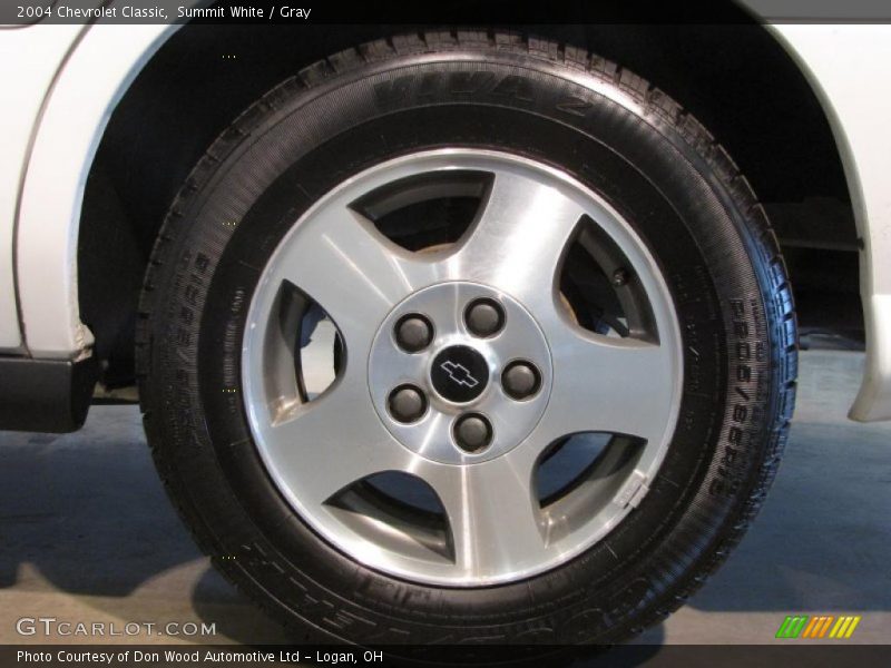 Summit White / Gray 2004 Chevrolet Classic