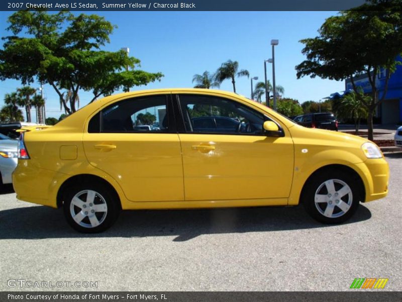 Summer Yellow / Charcoal Black 2007 Chevrolet Aveo LS Sedan