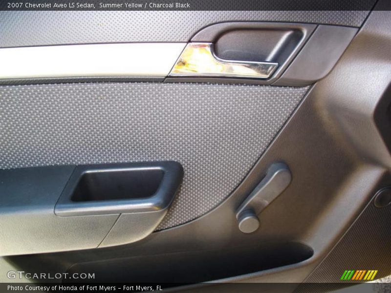 Summer Yellow / Charcoal Black 2007 Chevrolet Aveo LS Sedan