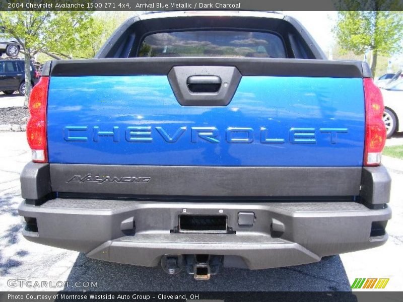Arrival Blue Metallic / Dark Charcoal 2004 Chevrolet Avalanche 1500 Z71 4x4