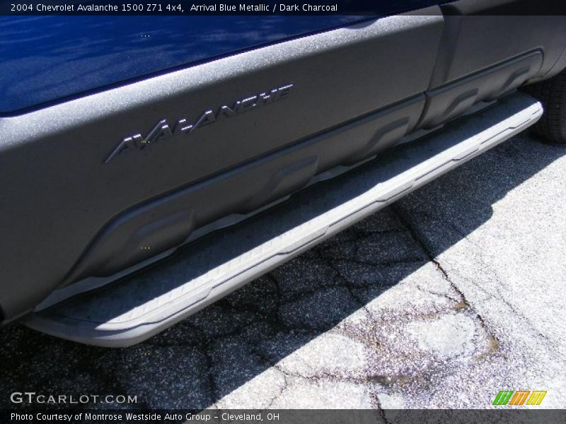 Arrival Blue Metallic / Dark Charcoal 2004 Chevrolet Avalanche 1500 Z71 4x4
