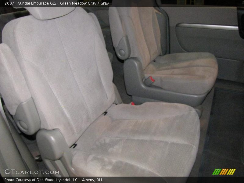 Green Meadow Gray / Gray 2007 Hyundai Entourage GLS