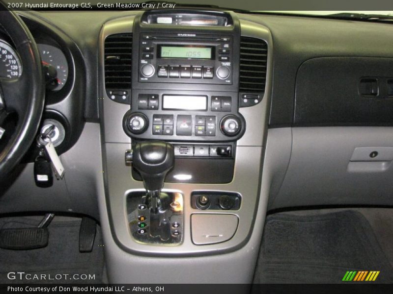 Green Meadow Gray / Gray 2007 Hyundai Entourage GLS