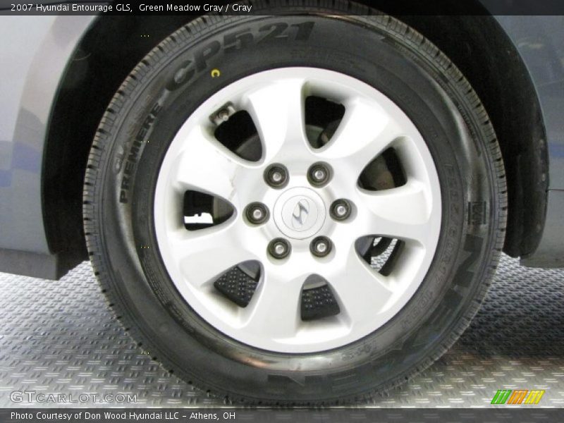 Green Meadow Gray / Gray 2007 Hyundai Entourage GLS