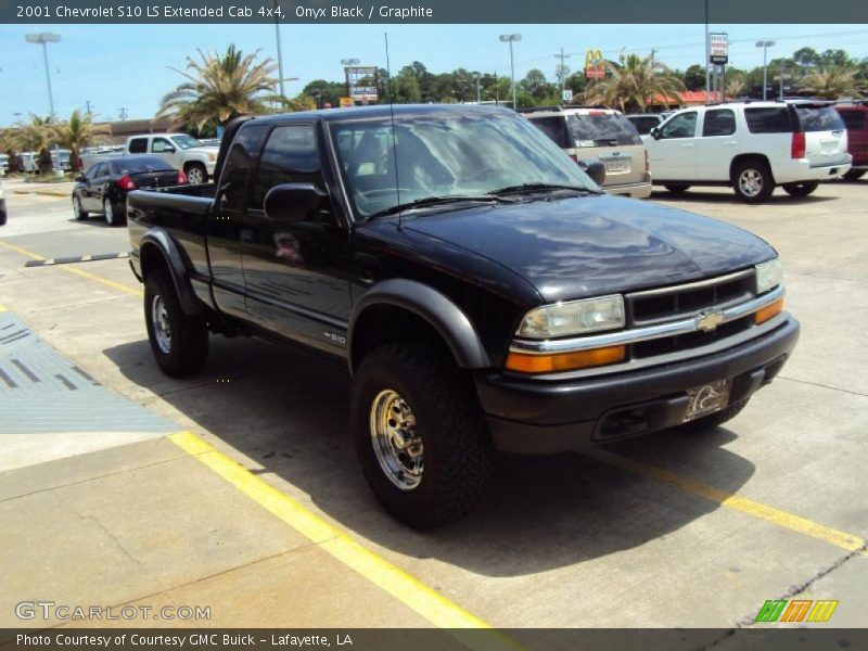 Onyx Black / Graphite 2001 Chevrolet S10 LS Extended Cab 4x4