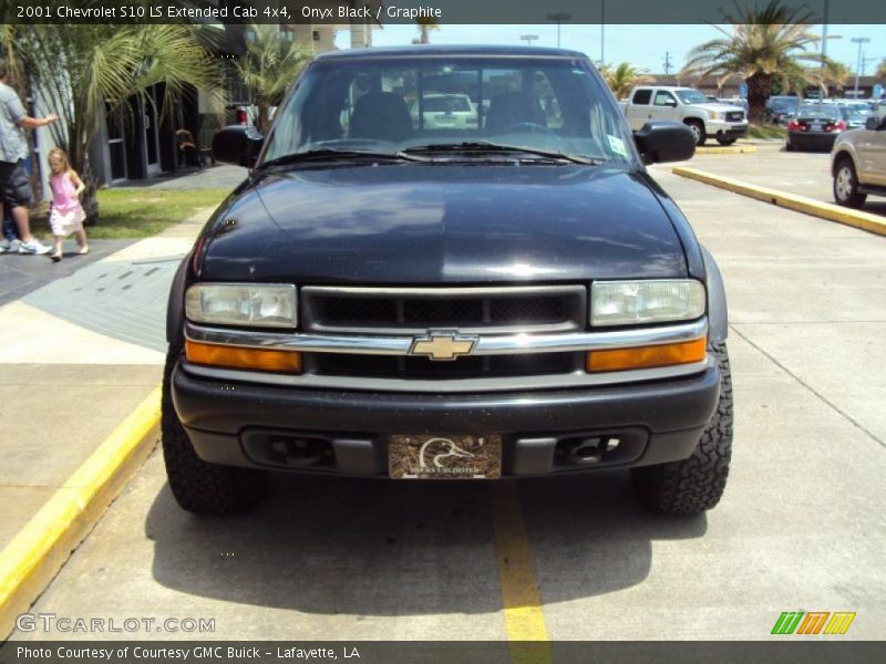 Onyx Black / Graphite 2001 Chevrolet S10 LS Extended Cab 4x4