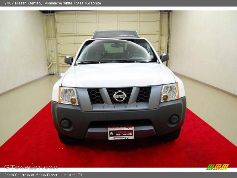 Avalanche White / Steel/Graphite 2007 Nissan Xterra S