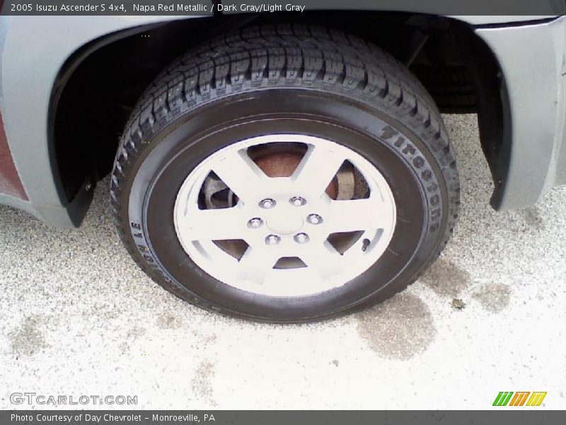 Napa Red Metallic / Dark Gray/Light Gray 2005 Isuzu Ascender S 4x4
