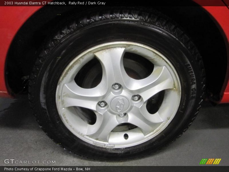 Rally Red / Dark Gray 2003 Hyundai Elantra GT Hatchback