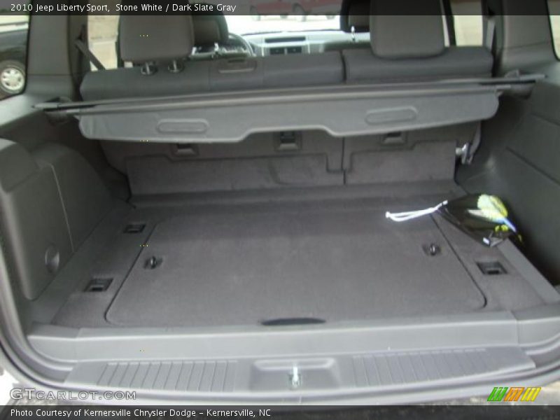 Stone White / Dark Slate Gray 2010 Jeep Liberty Sport