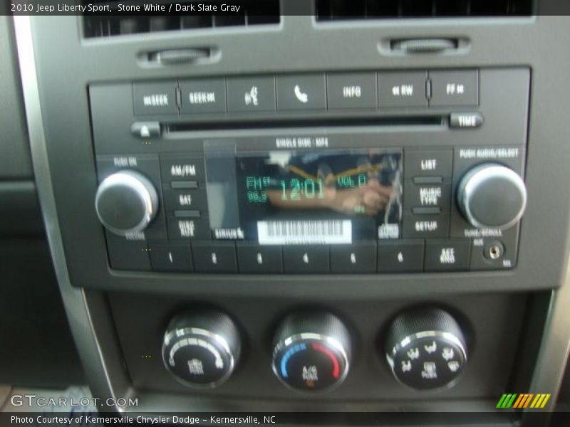 Stone White / Dark Slate Gray 2010 Jeep Liberty Sport