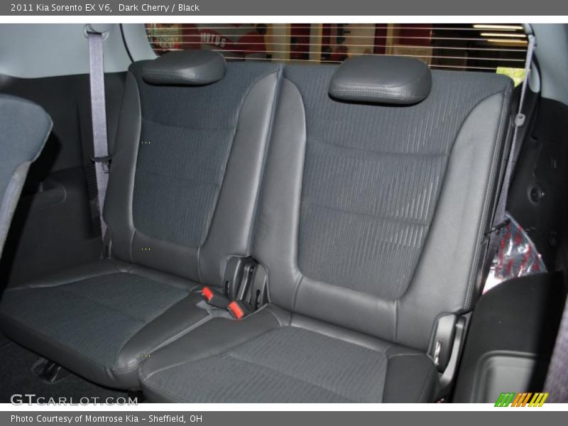 Dark Cherry / Black 2011 Kia Sorento EX V6