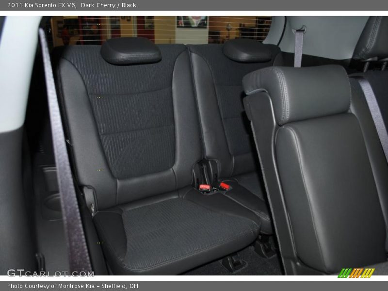 Dark Cherry / Black 2011 Kia Sorento EX V6