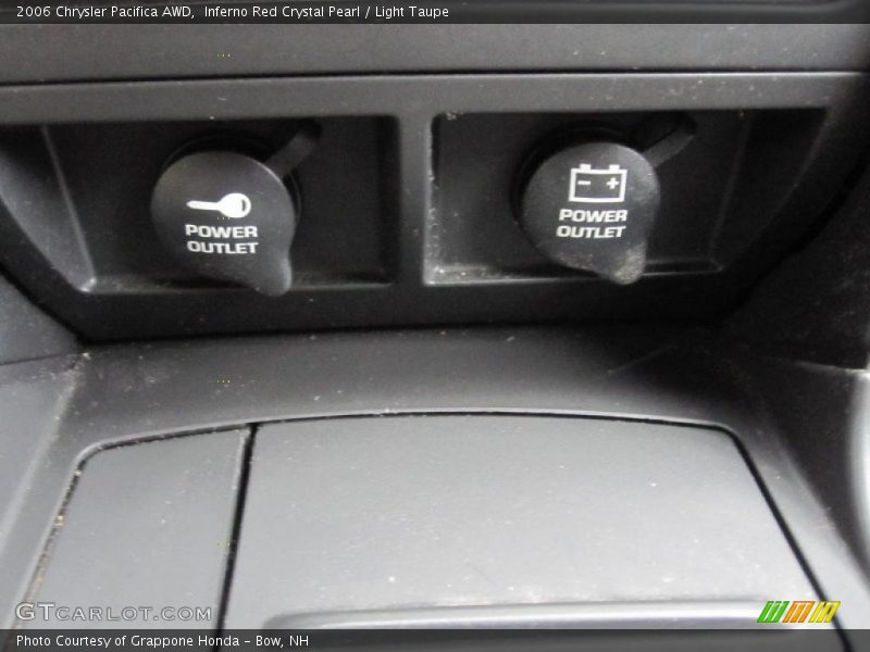 Inferno Red Crystal Pearl / Light Taupe 2006 Chrysler Pacifica AWD