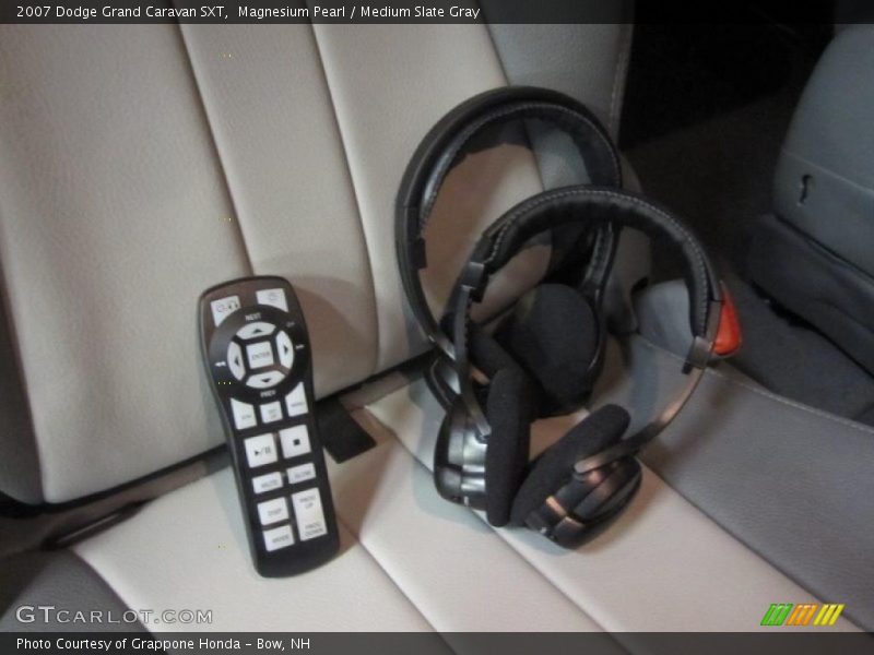 Magnesium Pearl / Medium Slate Gray 2007 Dodge Grand Caravan SXT