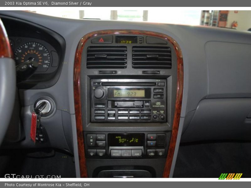 Diamond Silver / Gray 2003 Kia Optima SE V6