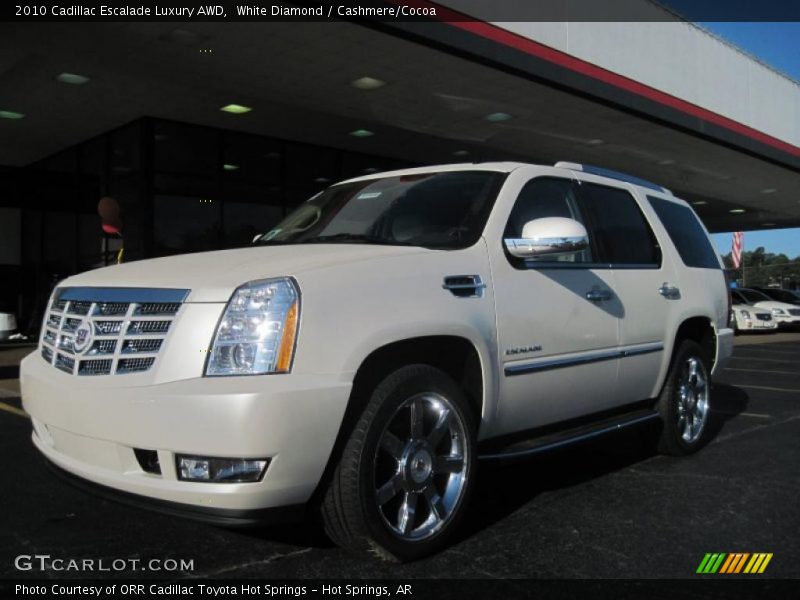 White Diamond / Cashmere/Cocoa 2010 Cadillac Escalade Luxury AWD