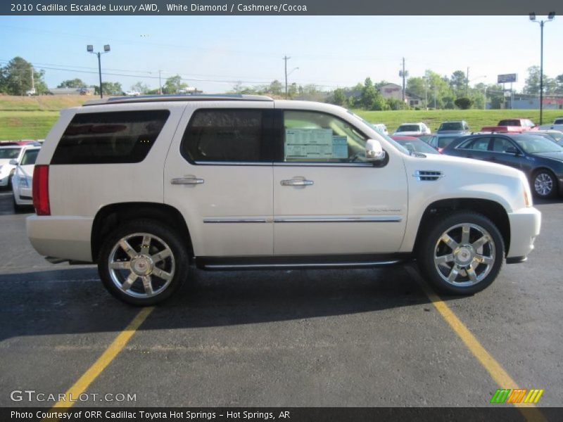White Diamond / Cashmere/Cocoa 2010 Cadillac Escalade Luxury AWD