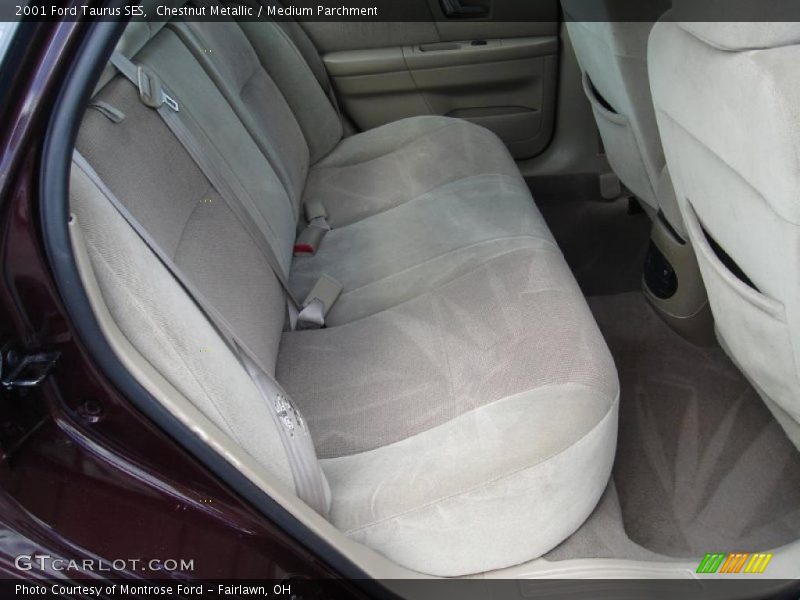 Chestnut Metallic / Medium Parchment 2001 Ford Taurus SES