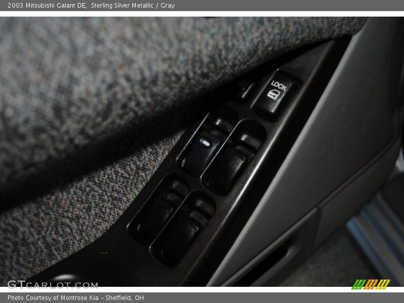 Sterling Silver Metallic / Gray 2003 Mitsubishi Galant DE