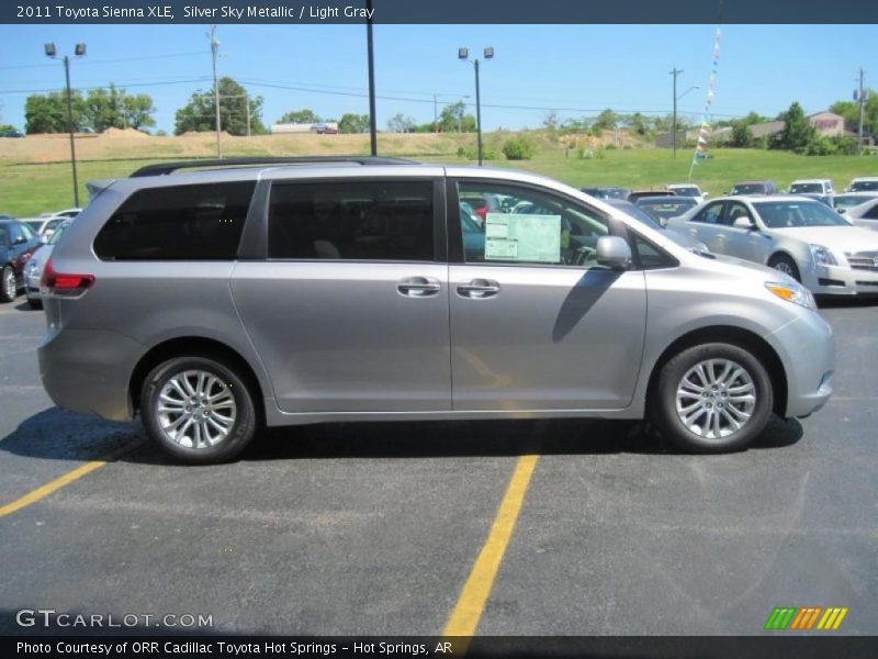 Silver Sky Metallic / Light Gray 2011 Toyota Sienna XLE