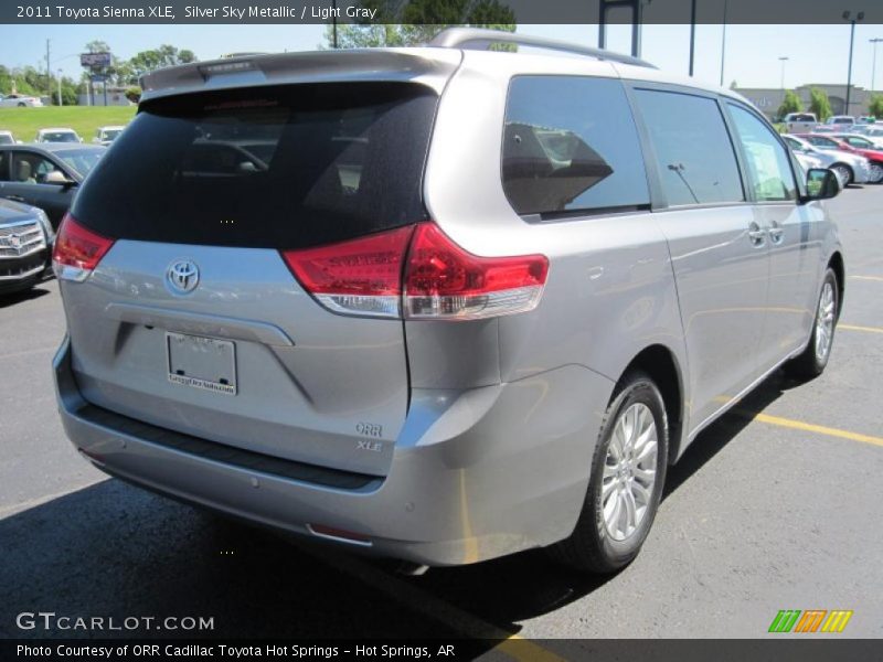 Silver Sky Metallic / Light Gray 2011 Toyota Sienna XLE