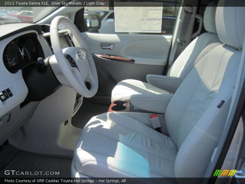 Silver Sky Metallic / Light Gray 2011 Toyota Sienna XLE