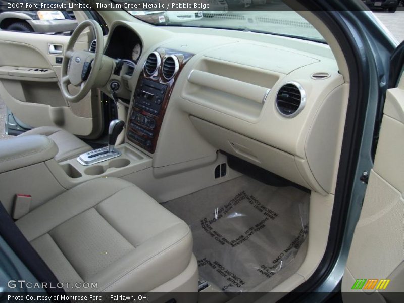 Titanium Green Metallic / Pebble Beige 2007 Ford Freestyle Limited