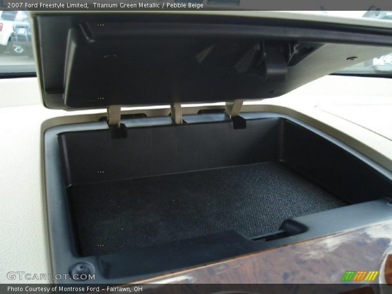 Titanium Green Metallic / Pebble Beige 2007 Ford Freestyle Limited