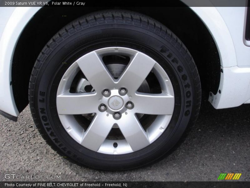 Polar White / Gray 2009 Saturn VUE XR V6