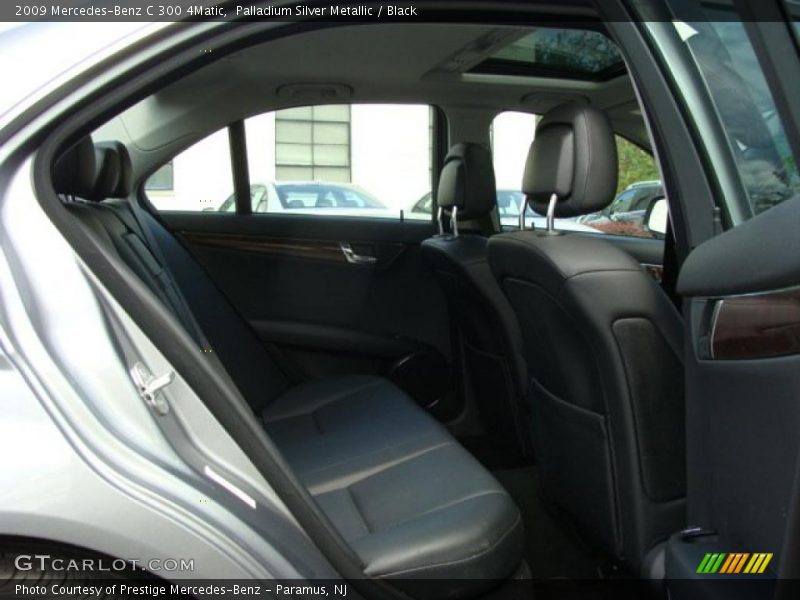 Palladium Silver Metallic / Black 2009 Mercedes-Benz C 300 4Matic