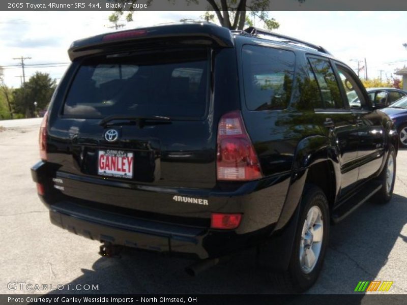 Black / Taupe 2005 Toyota 4Runner SR5 4x4
