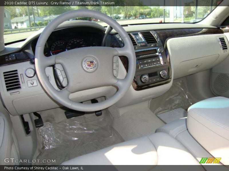 Grey Flannel / Titanium/Dark Titanium 2010 Cadillac DTS Luxury