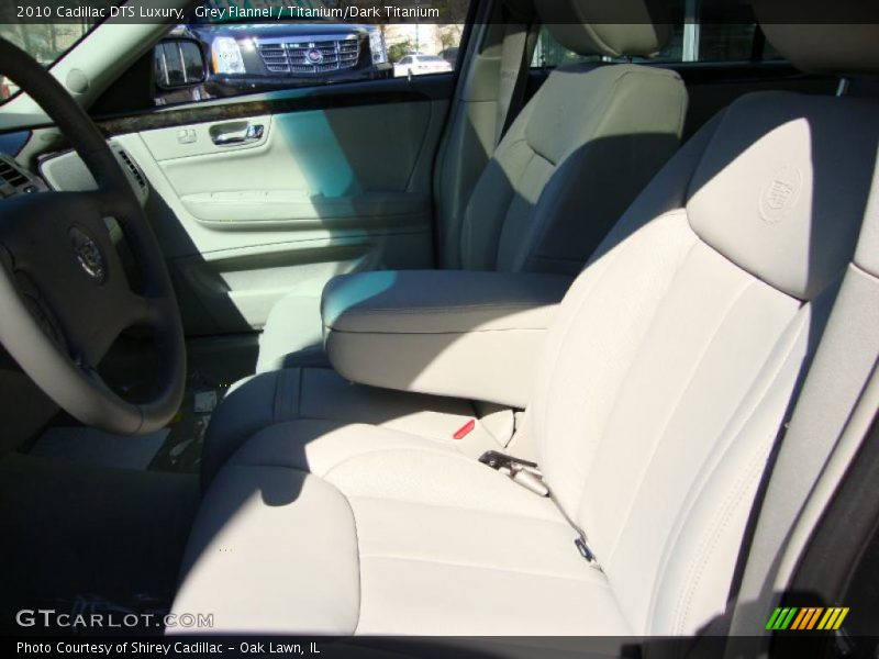 Grey Flannel / Titanium/Dark Titanium 2010 Cadillac DTS Luxury