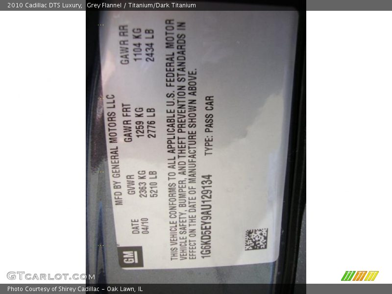 Grey Flannel / Titanium/Dark Titanium 2010 Cadillac DTS Luxury