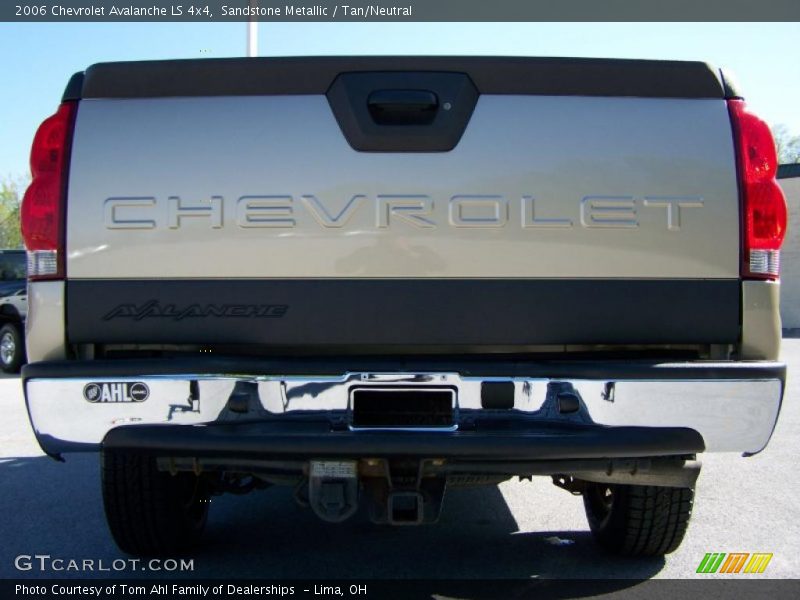 Sandstone Metallic / Tan/Neutral 2006 Chevrolet Avalanche LS 4x4
