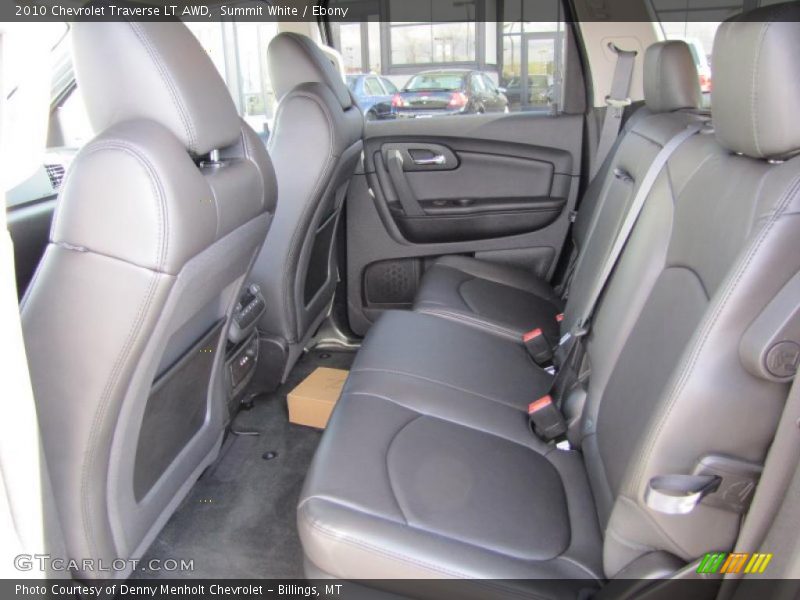 Summit White / Ebony 2010 Chevrolet Traverse LT AWD