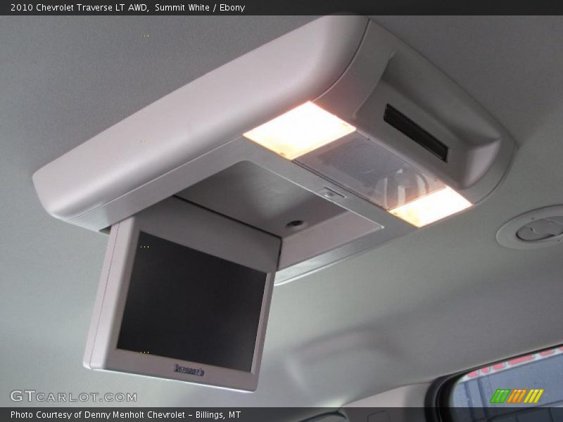 Summit White / Ebony 2010 Chevrolet Traverse LT AWD