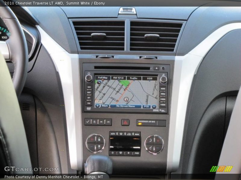 Summit White / Ebony 2010 Chevrolet Traverse LT AWD