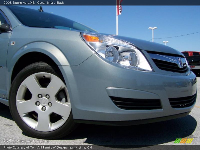 Ocean Mist / Black 2008 Saturn Aura XE