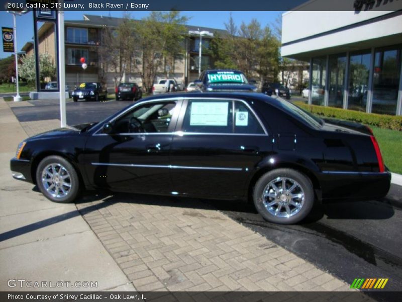 Black Raven / Ebony 2010 Cadillac DTS Luxury