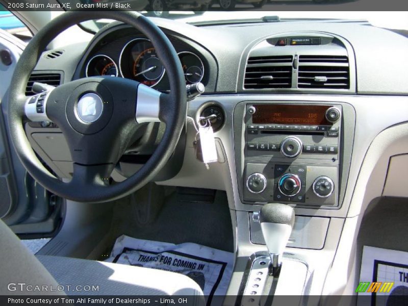 Ocean Mist / Black 2008 Saturn Aura XE